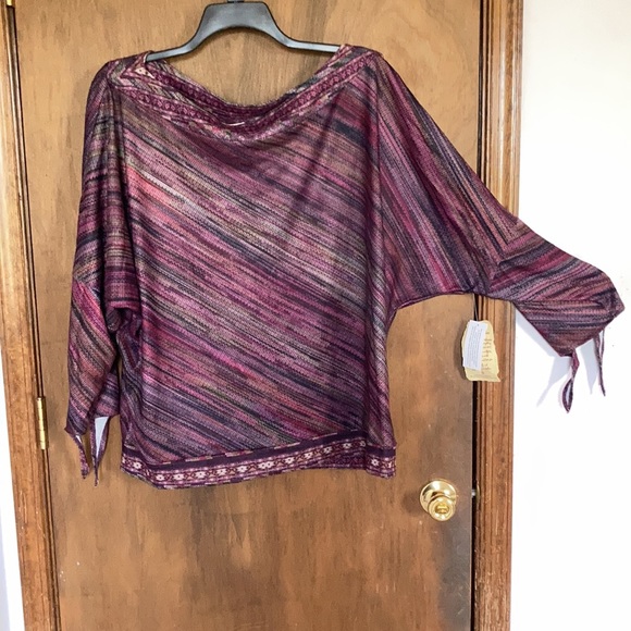 Relist3/25 NWT One World soft boho print detail tie detail top 3X - Picture 4 of 17